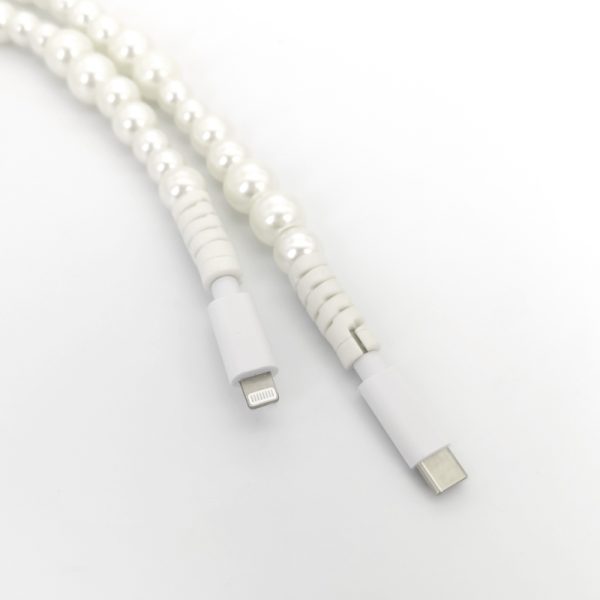 Handmade pearl bead data cable - Image 2
