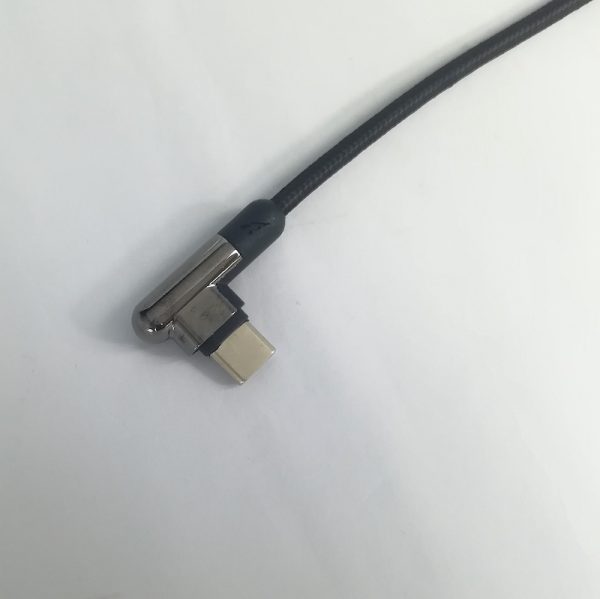 MFi Certified 90 Degree Nylon Braided Cable - Image 6
